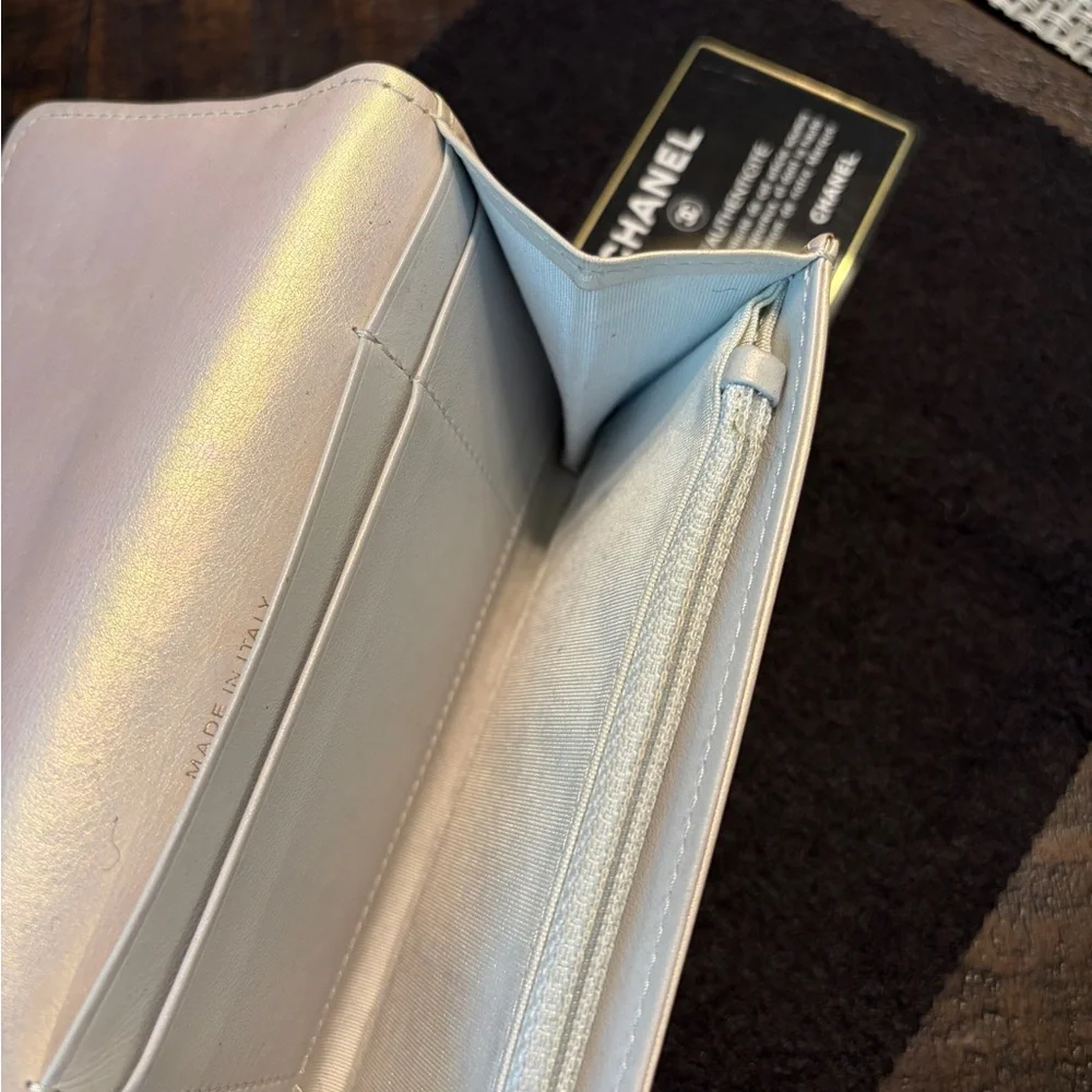 Chanel 19 Flap Wallet